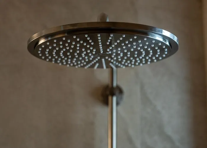 Living In Avantgarde