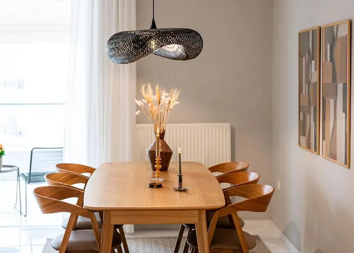 Апартаменты Living In Avantgarde *